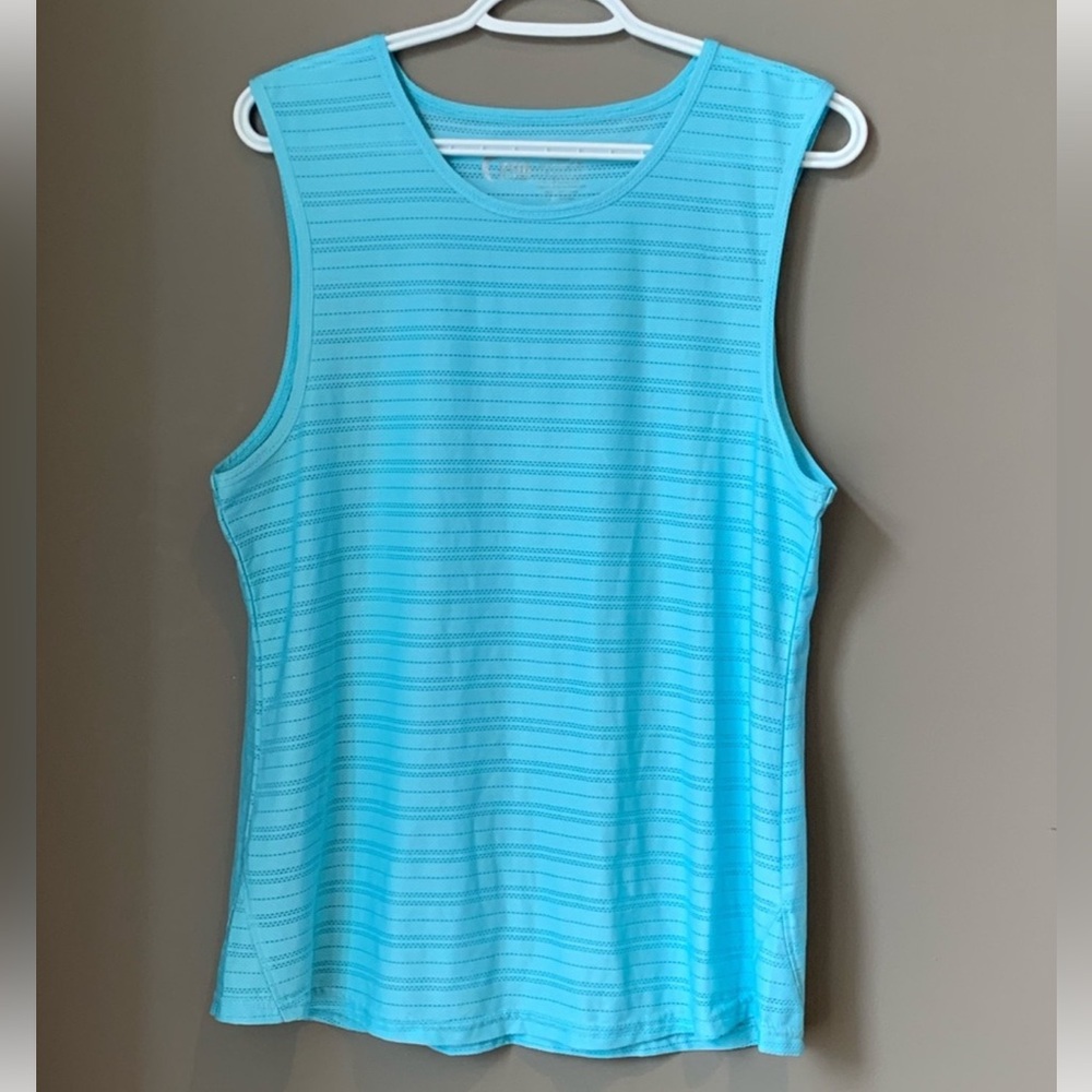 🔥 3/$15 Zyia sky luxe muscle tanktop sz Large